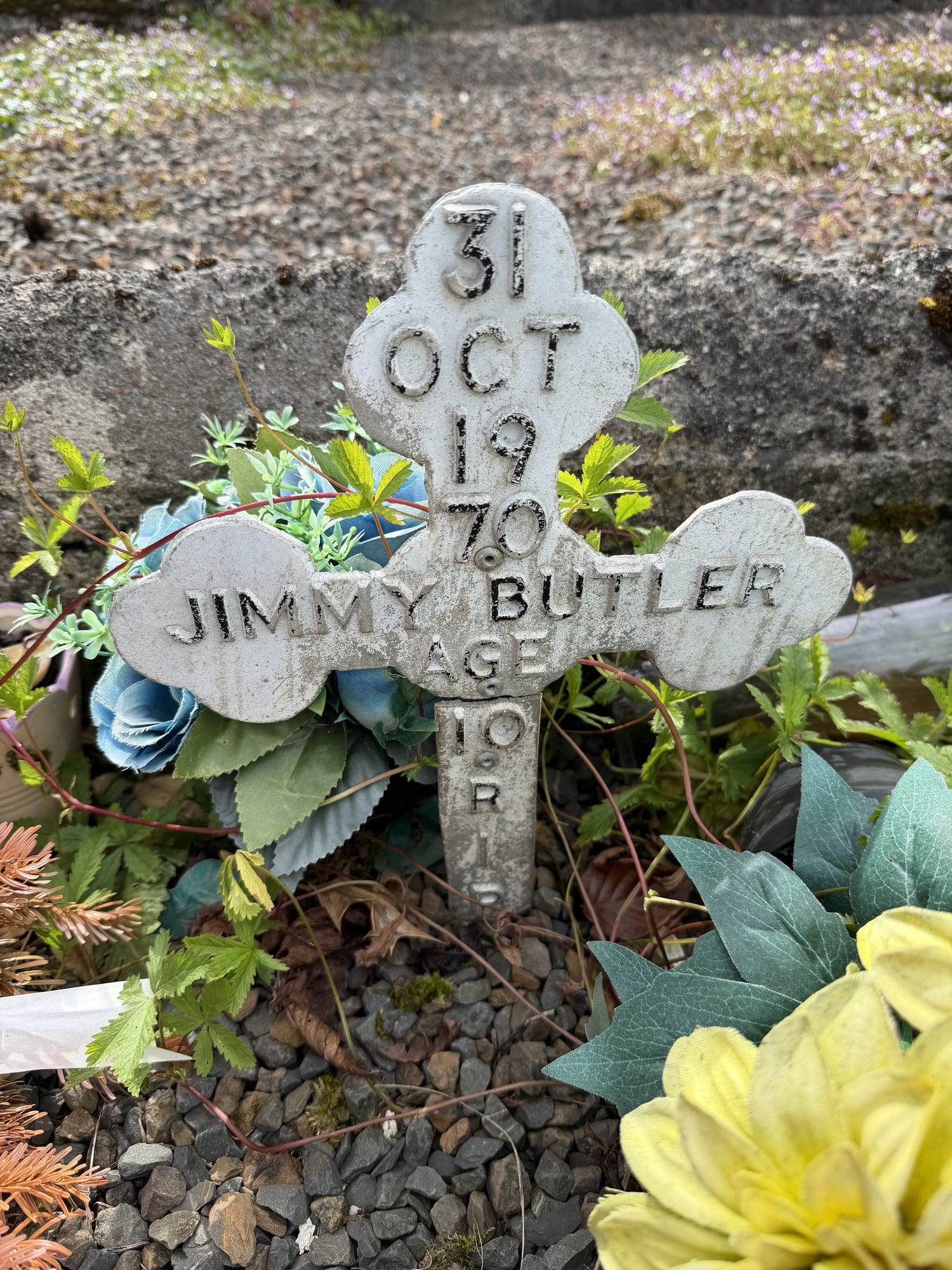 Headstone of Jimmy Butler