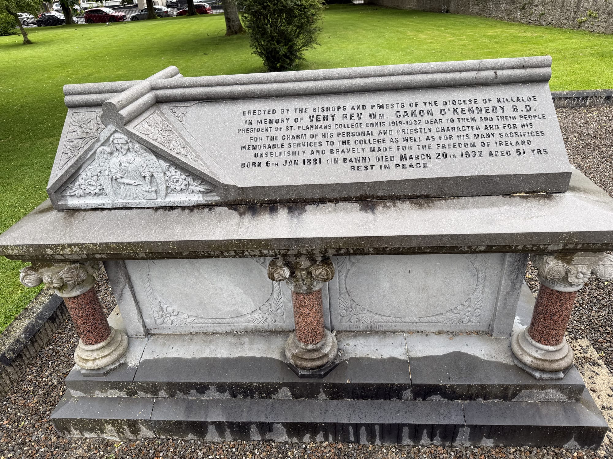 Headstone of Very Rev. William Canon O'Kennedy