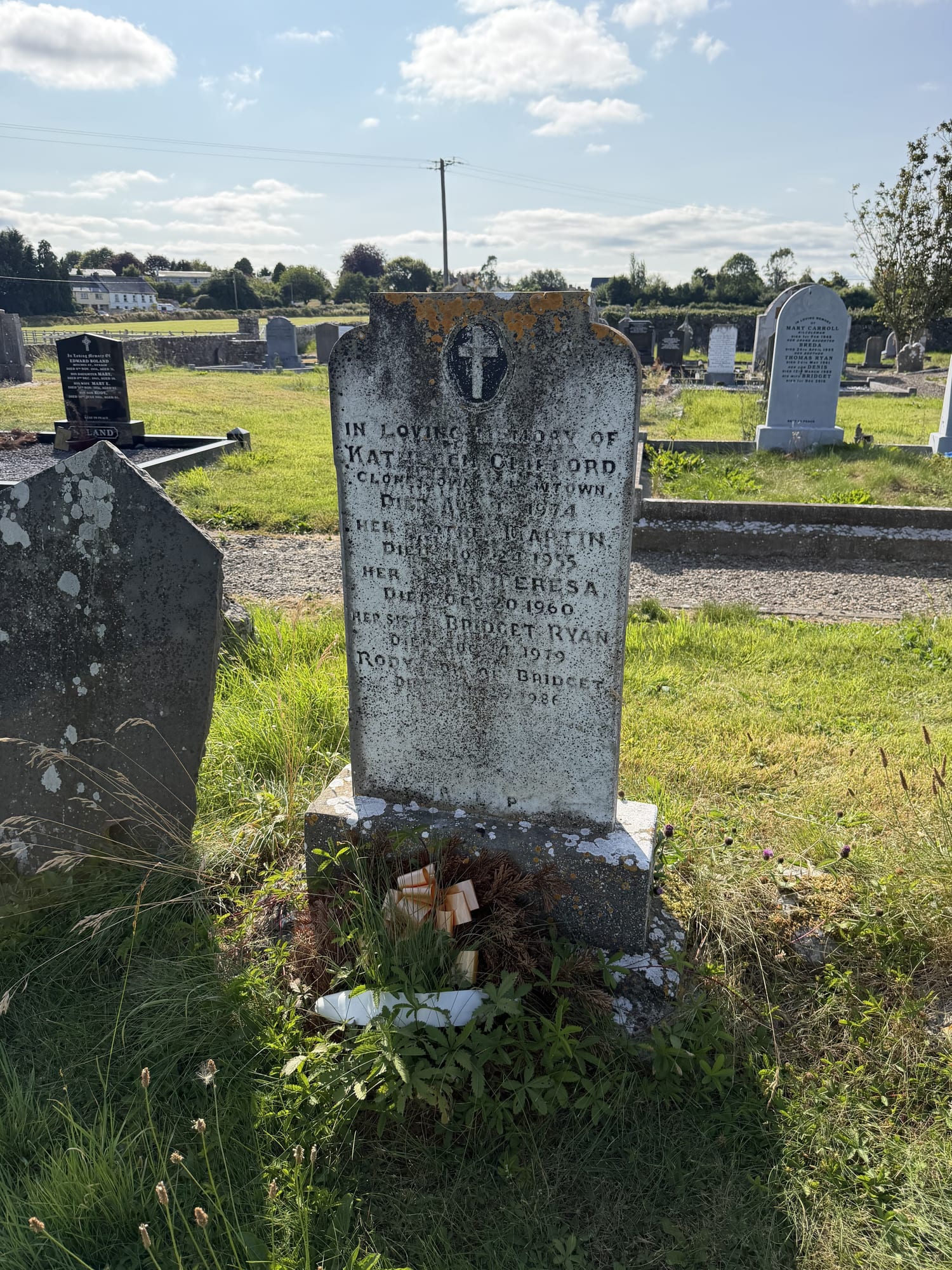Headstone of Kathleen Clifford